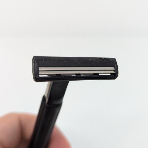 Vintage Gillette Atra Pivoting Twin Blade Razor – Black Handle – Lot of 2 - Picture 4 of 6